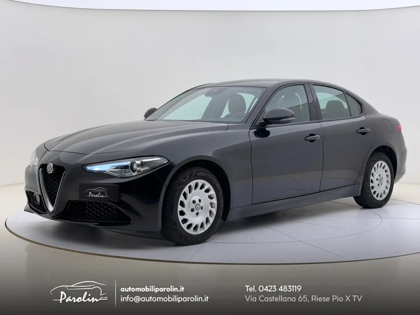 Alfa Romeo Giulia 2.2 t eco Business 180cv auto-Xenon-DAB-Navi8.4'' Zwart - 1