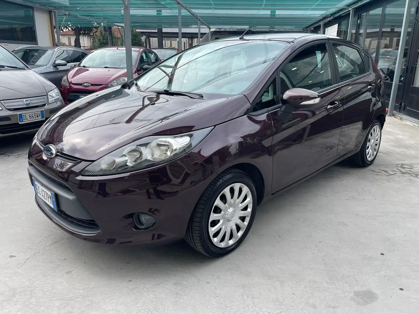 Ford Fiesta Fiesta VI 2008 5p 1.2 16v + c/esp 82cv E5 - 1