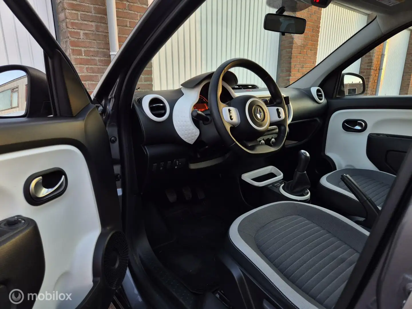 Renault Twingo 1.0 SCe Origineel NL / Dealeronderhouden / Cruisec Gris - 2