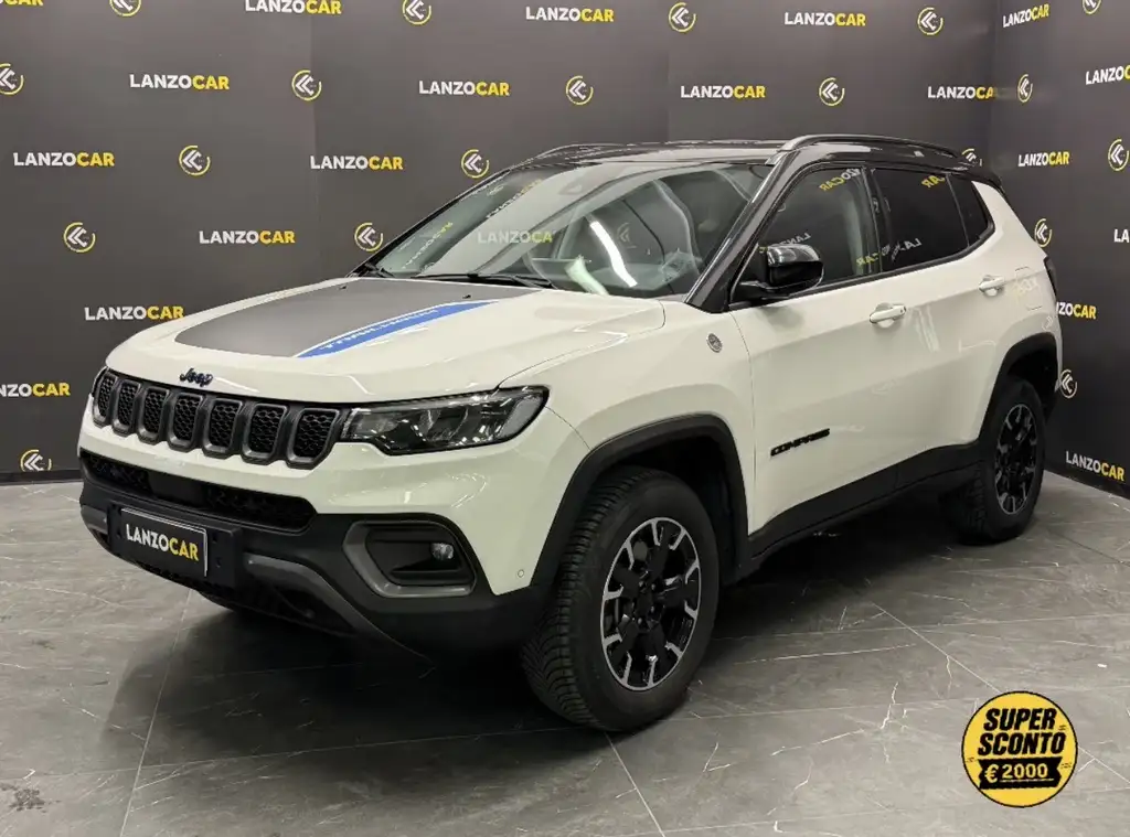 Jeep Compass, 1.3 PHEV TRAILHAWK 4XE *BICOLOR*, colore bianco, 2023, ibrida | usata in vendita da LANZOCAR
