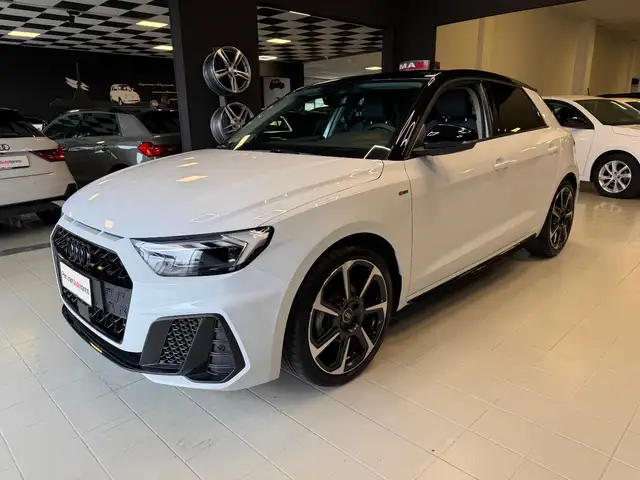 Audi A1 view 4