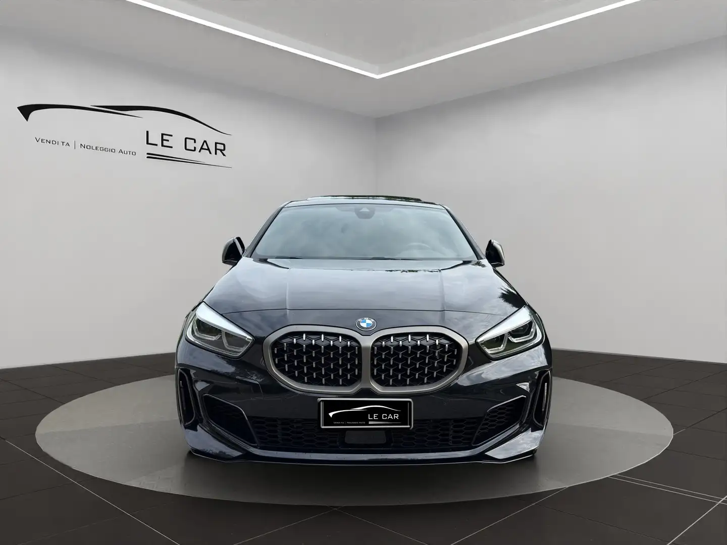 BMW 135 Serie 1 F40 M 135i xdrive Nero - 2
