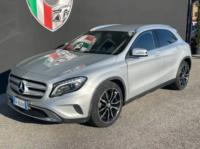 Mercedes-Benz GLA 220 220 d (cdi) Sport 4matic 170cv auto