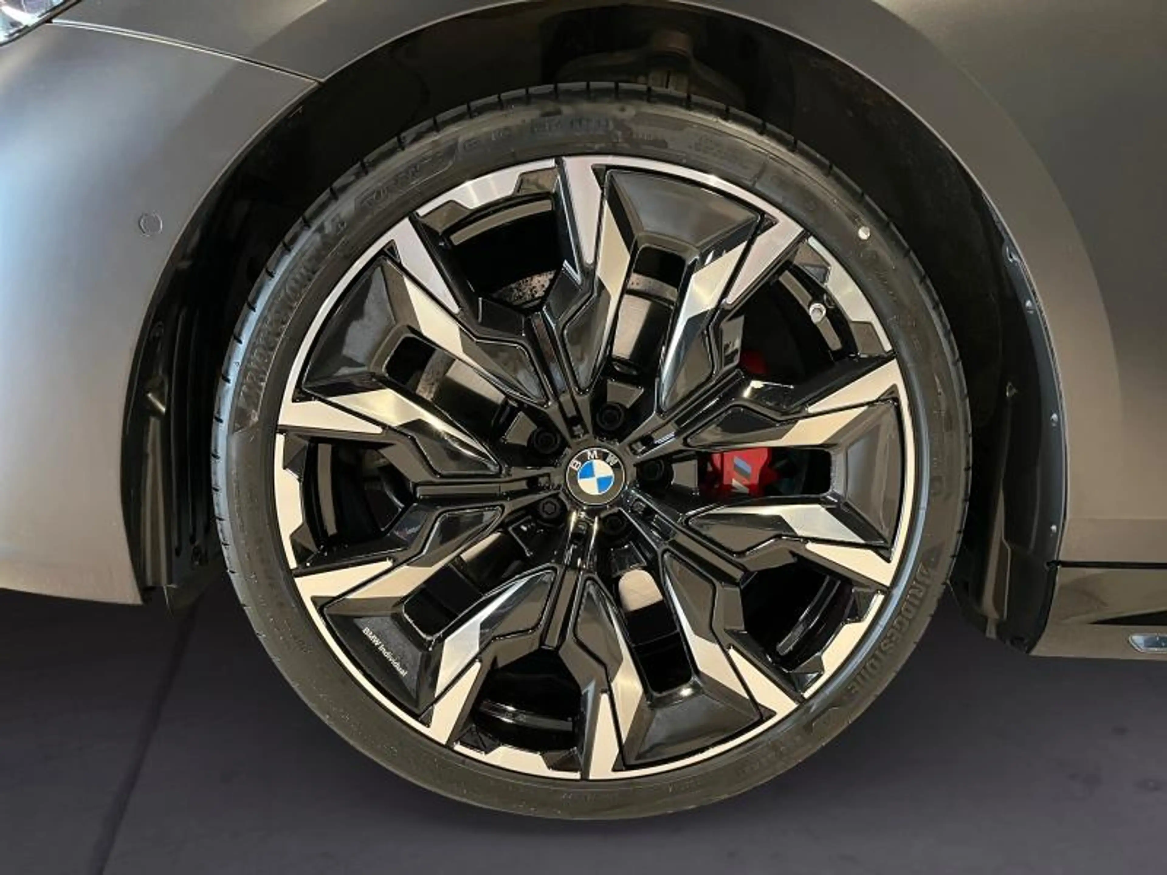 BMW 520 520d xDrive Touring M sport — photo 9