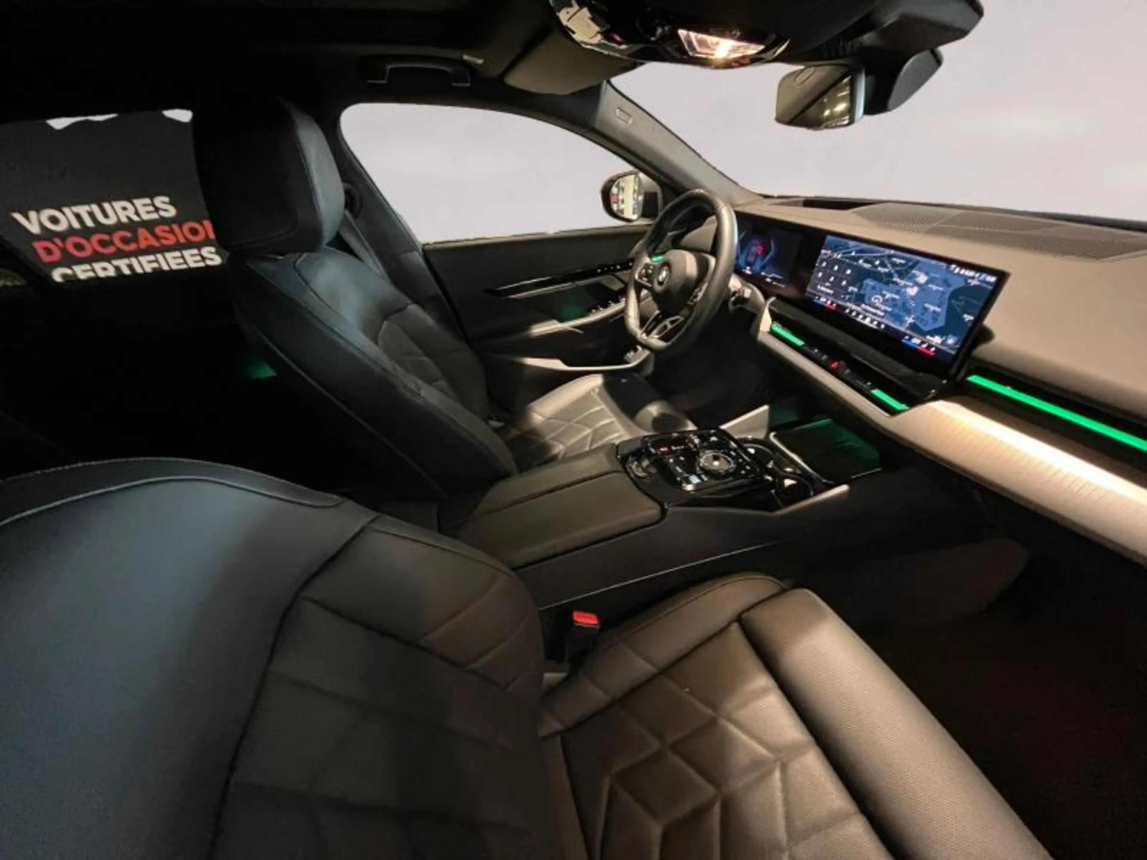BMW 520 520d xDrive Touring M sport — photo 12