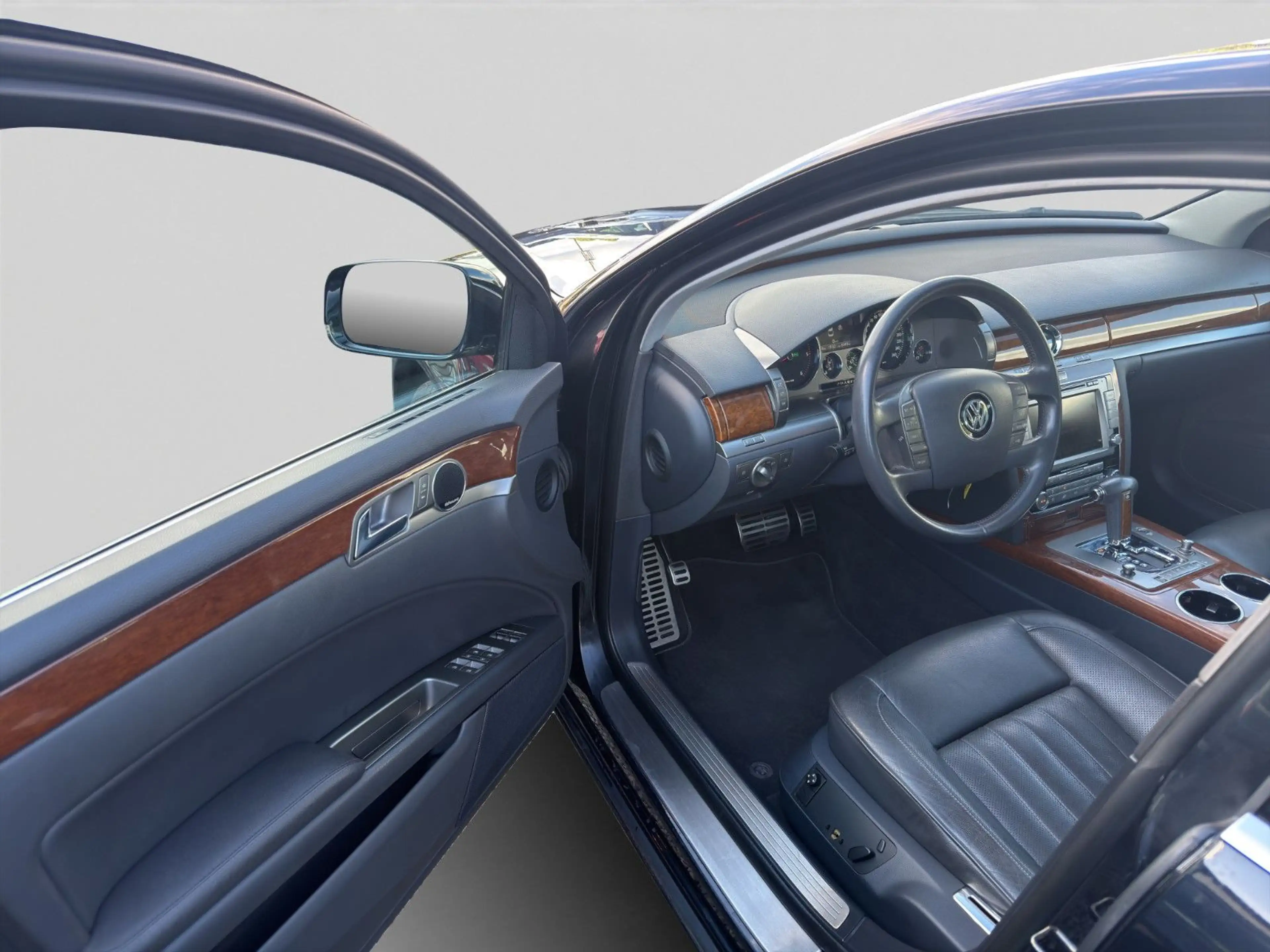 Volkswagen Phaeton 3.0TDI Aut. 4M lück.Scheckheft SITZH XEN — photo 11