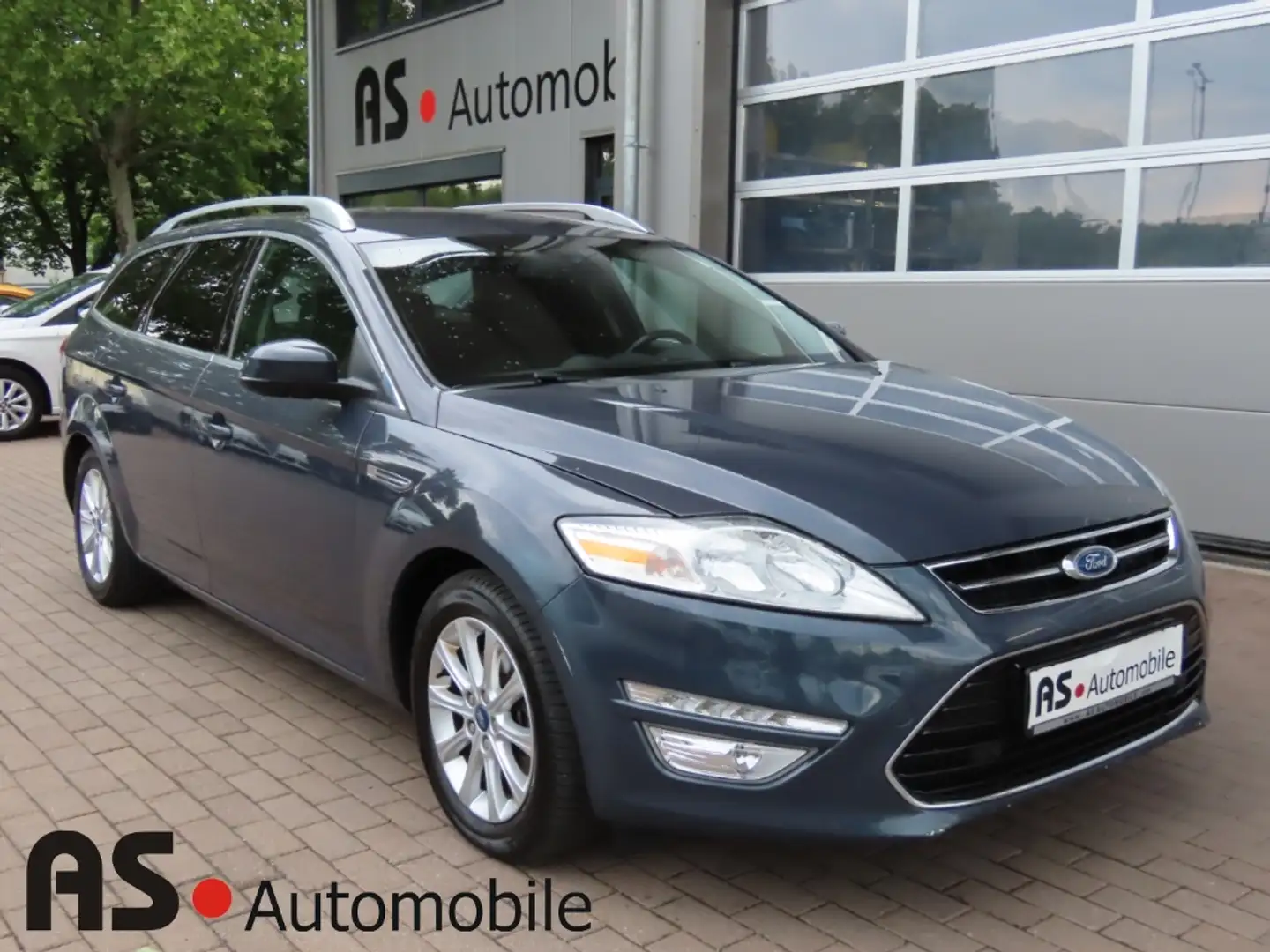 Ford Mondeo Titanium 2.2 TDCi 2.Hd*Navi*Memory*AHK Šedá - 1