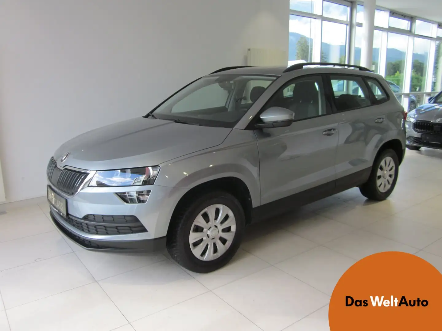 Skoda Karoq City TSI Šedá - 1