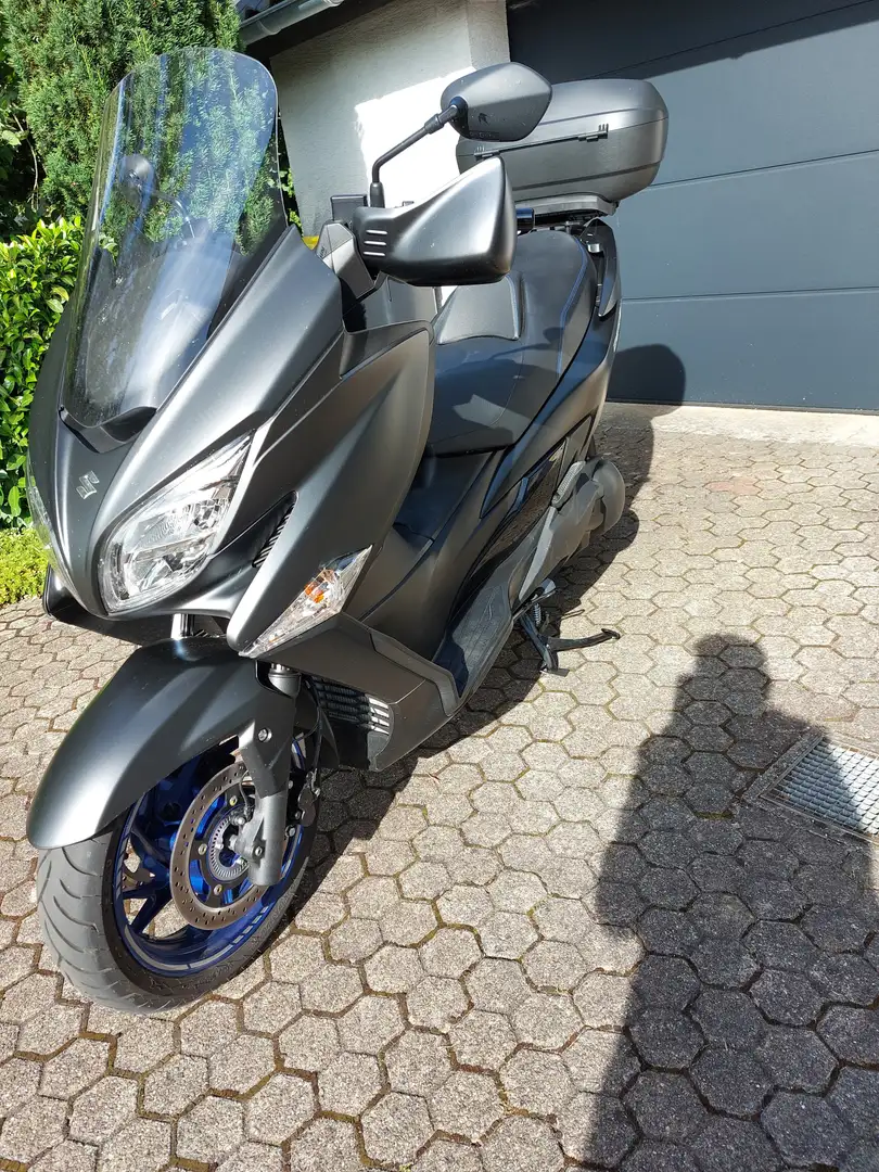 Suzuki Burgman 400 Schwarz - 1