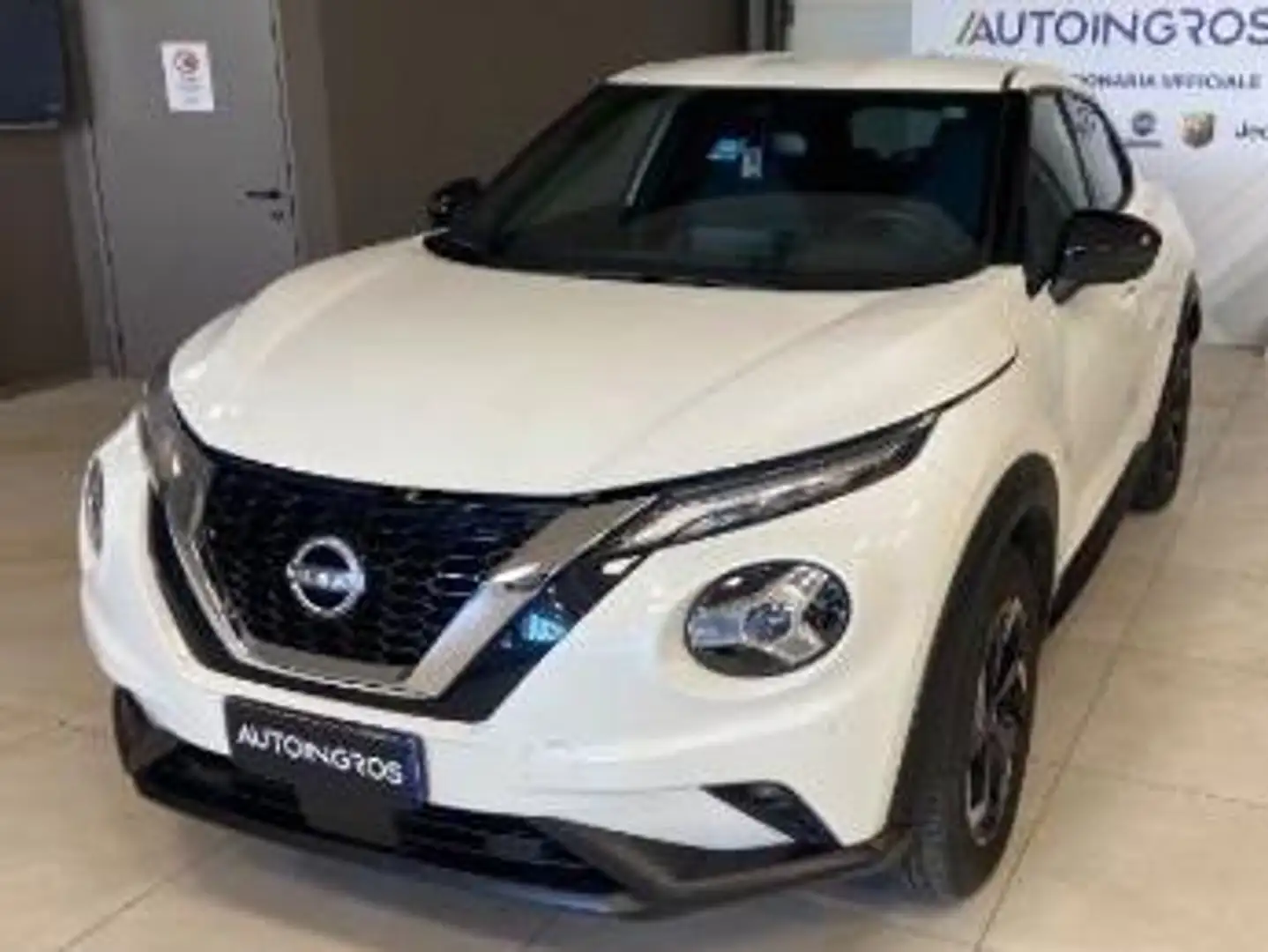 Nissan Juke Juke 1.0 dig-t N-Connecta 114cv vari colori Bianco - 2