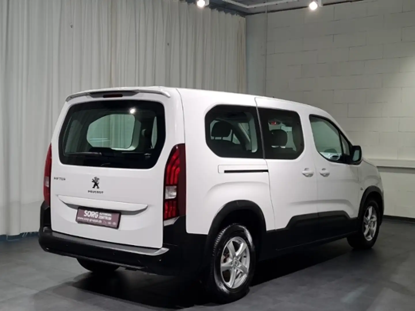 Peugeot Rifter 1.5 BlueHDI Active Pack L2*TEMPOMAT*NAVI* Blanc - 2