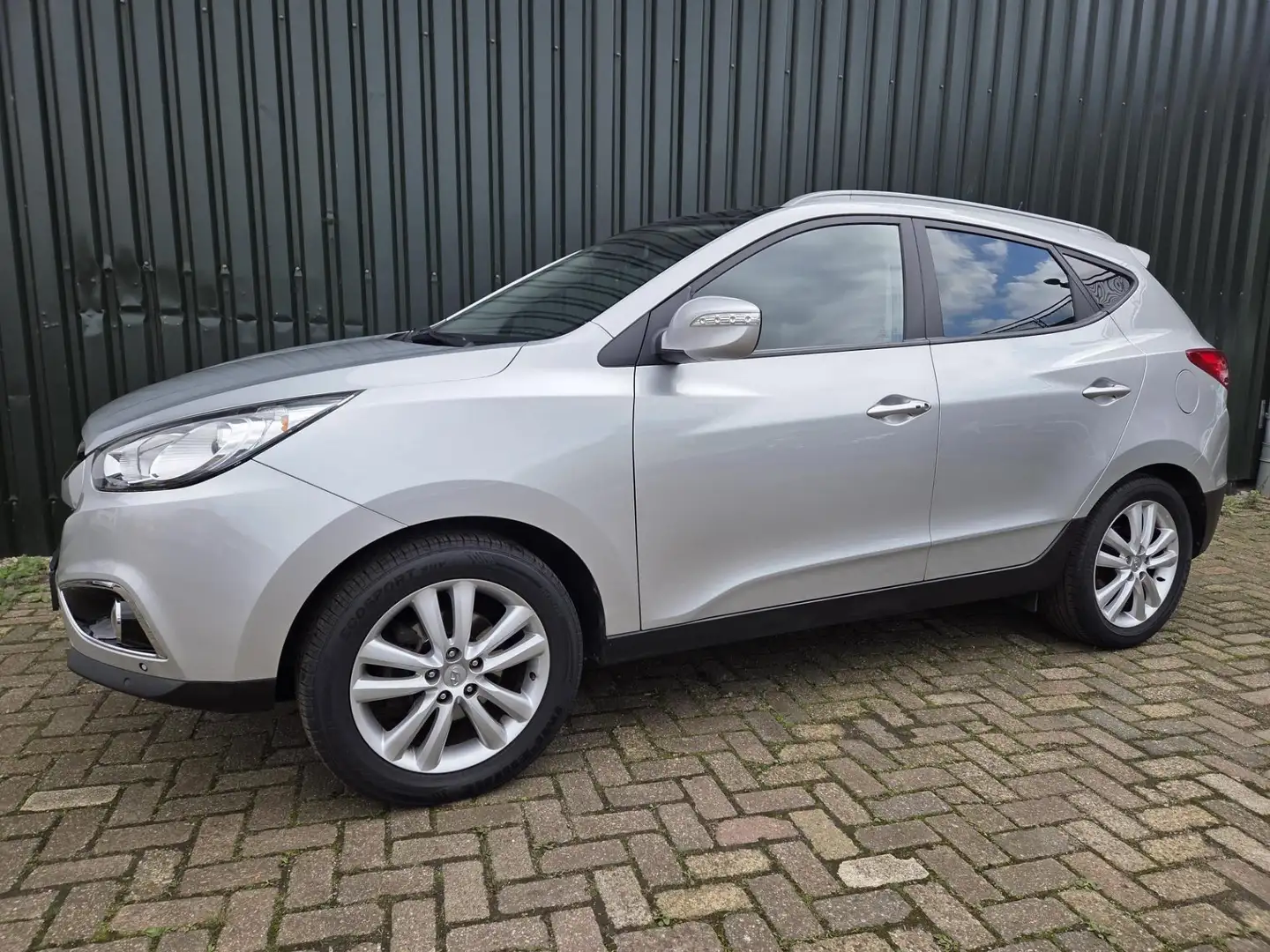 Hyundai iX35 2.0i i-Catcher LEDER PANODAK Argent - 2