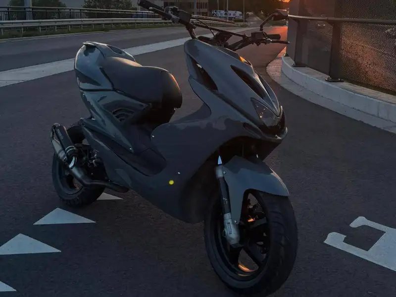 Yamaha Aerox 50