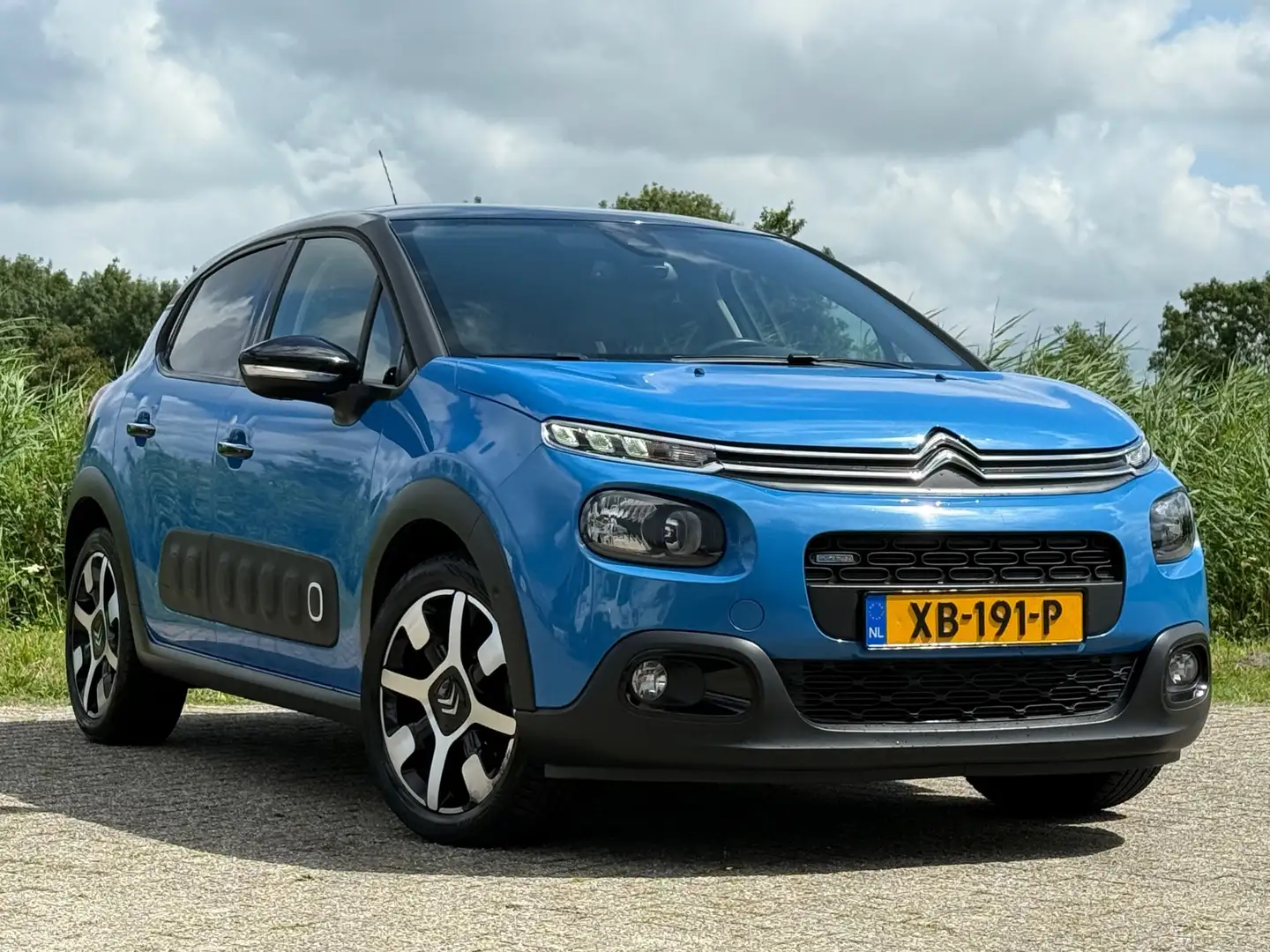 Citroen C3 1.2 PureTech Shine - Cobalt Blue/Opal White - Supe Blauw - 2