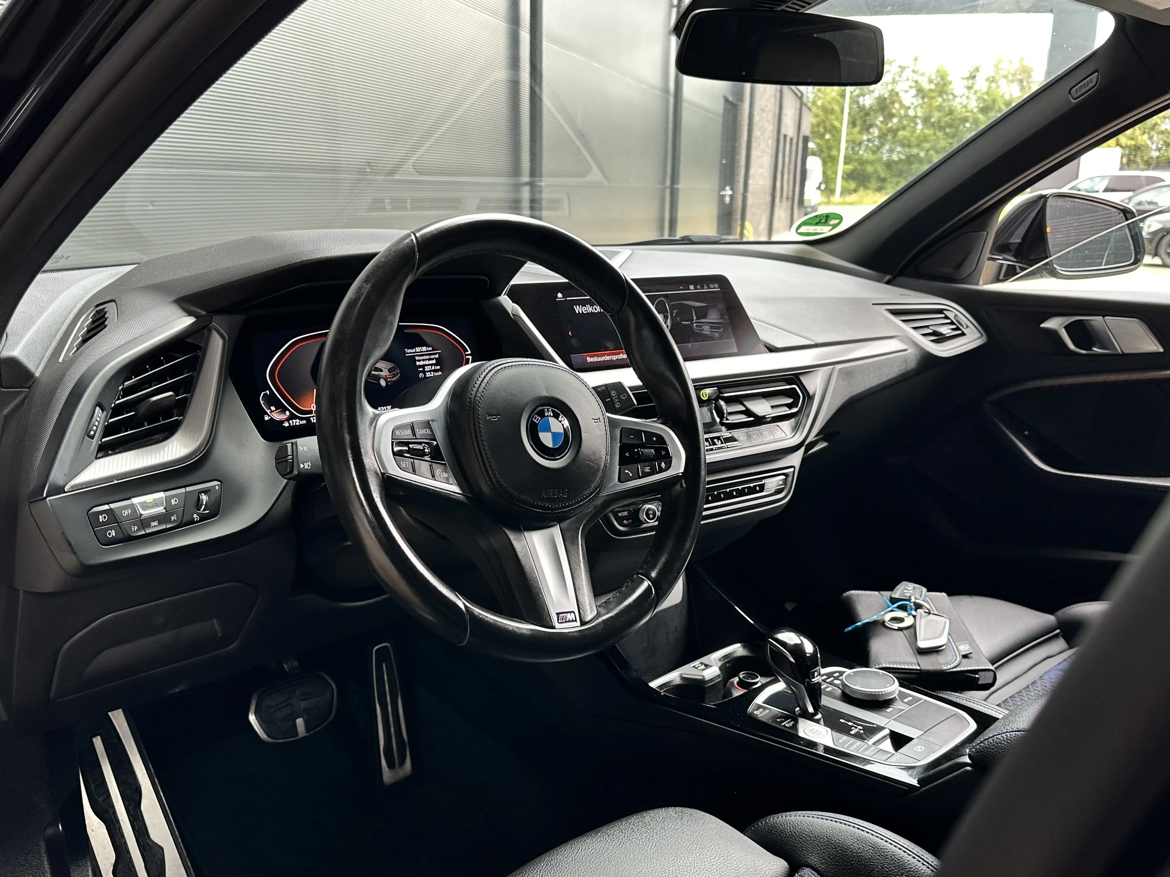 BMW 118 1 Serie 118i AUT M-SPORT | LED | HiFi | Stoelverwa — photo 8