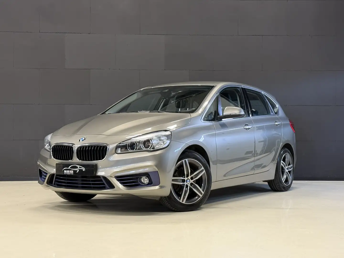 BMW 218 2-serie Active Tourer | Trekhaak | NAP | Stoelverw Grijs - 1