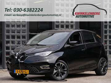 R135 52kWh ICONIC/ PDC V+A/ CAMERA/ BLIND SPOT/ KO