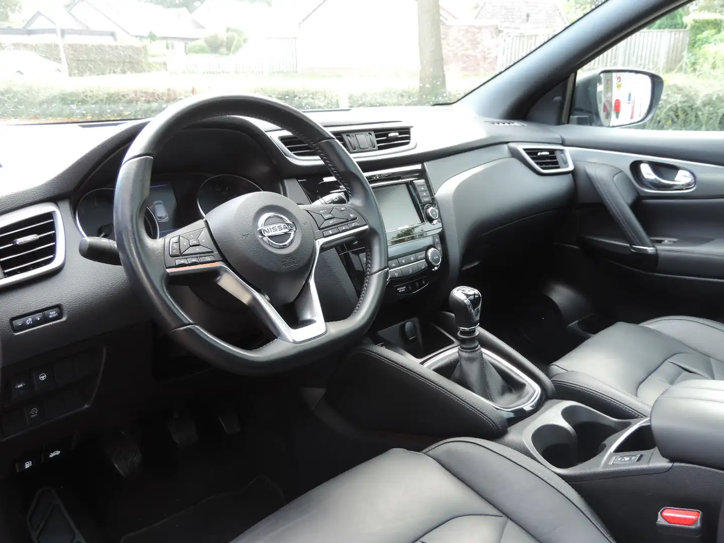 Nissan Qashqai 1.3 DIG-T Tekna Plus - Leer | Memory | ACC | Pano Gris - 2