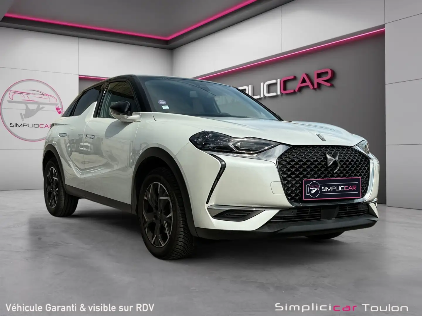 DS Automobiles DS 3 Crossback 1.2 PureTech SO CHIC Weiß - 1