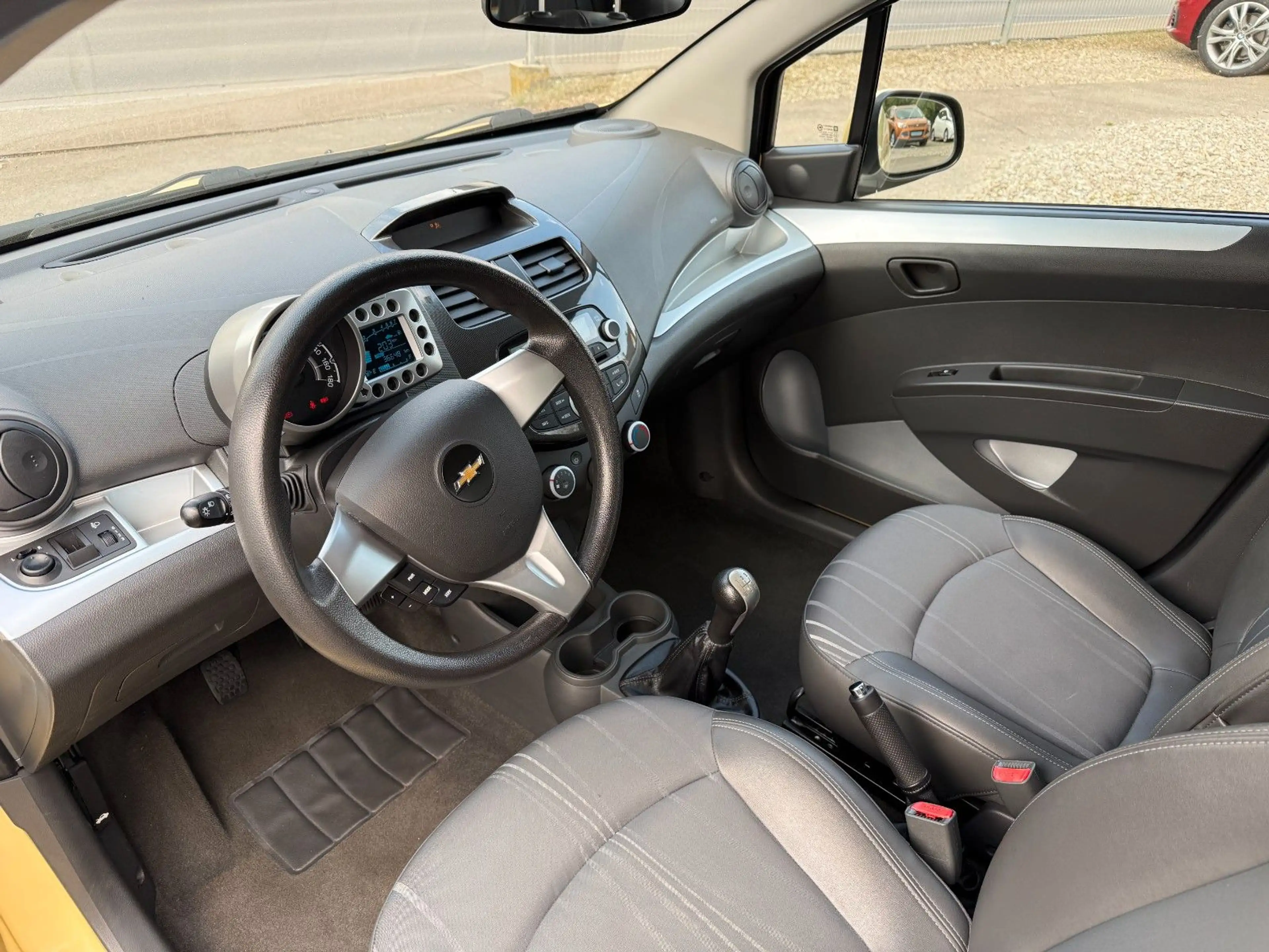 Chevrolet Spark 1.2  LT+ Finanz. o. Anzahlung/Garantie — photo 9