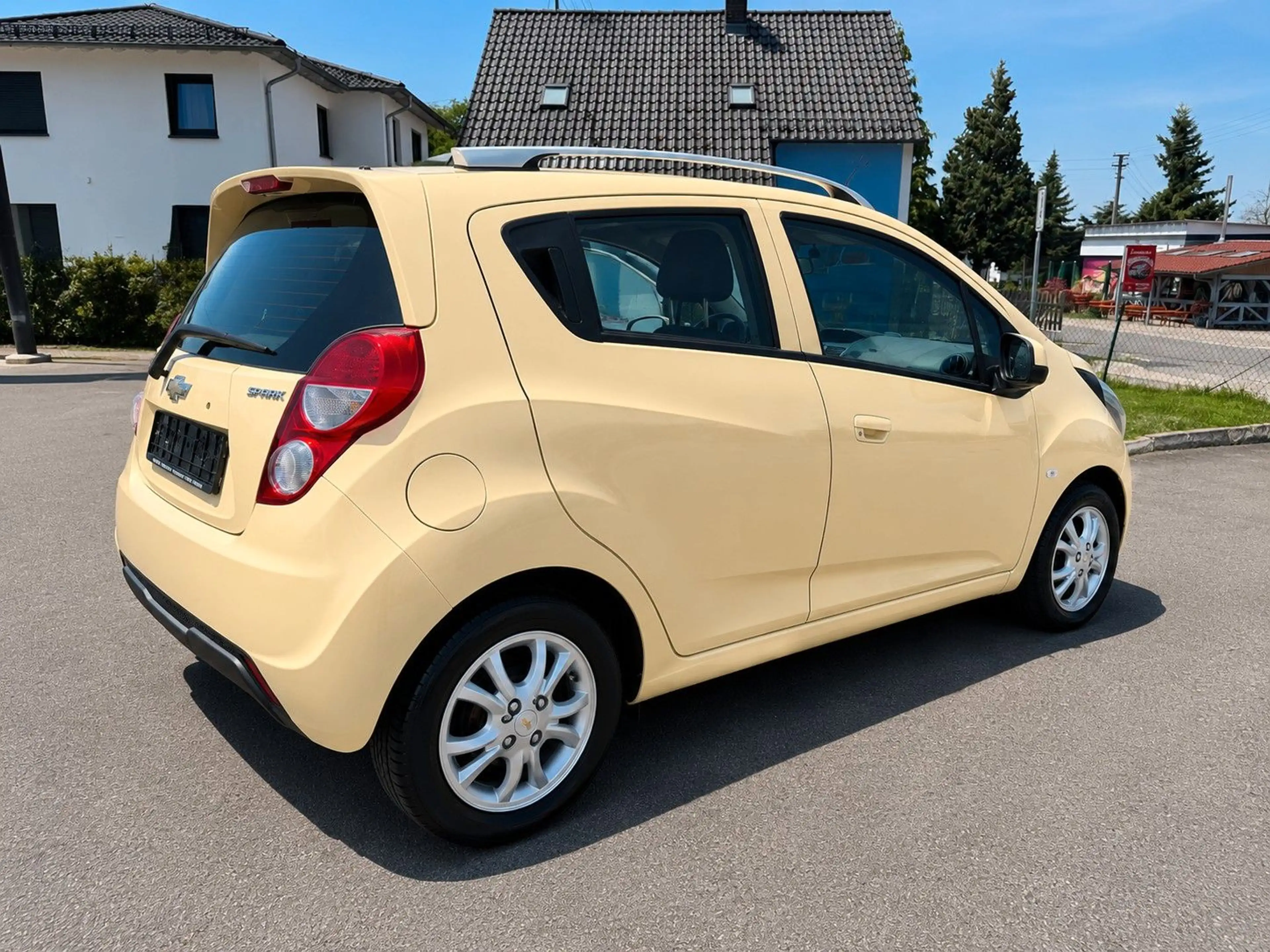 Chevrolet Spark 1.2  LT+ Finanz. o. Anzahlung/Garantie — photo 3