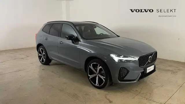 Volvo XC60 R-Design, B4 AWD mild hybrid (D)