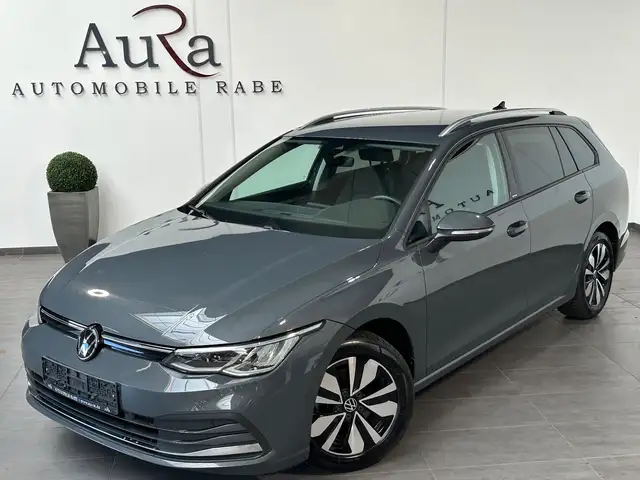 Volkswagen Golf view 2