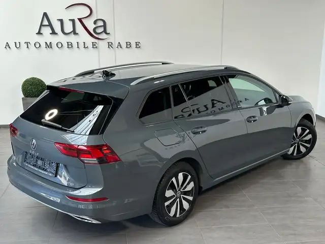 Volkswagen Golf view 5
