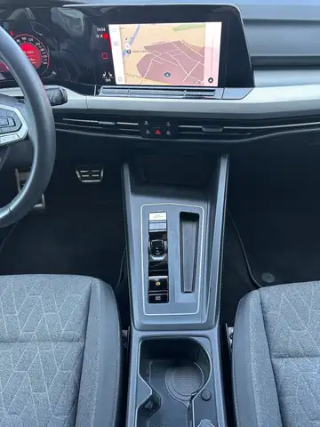 Volkswagen Golf view 14