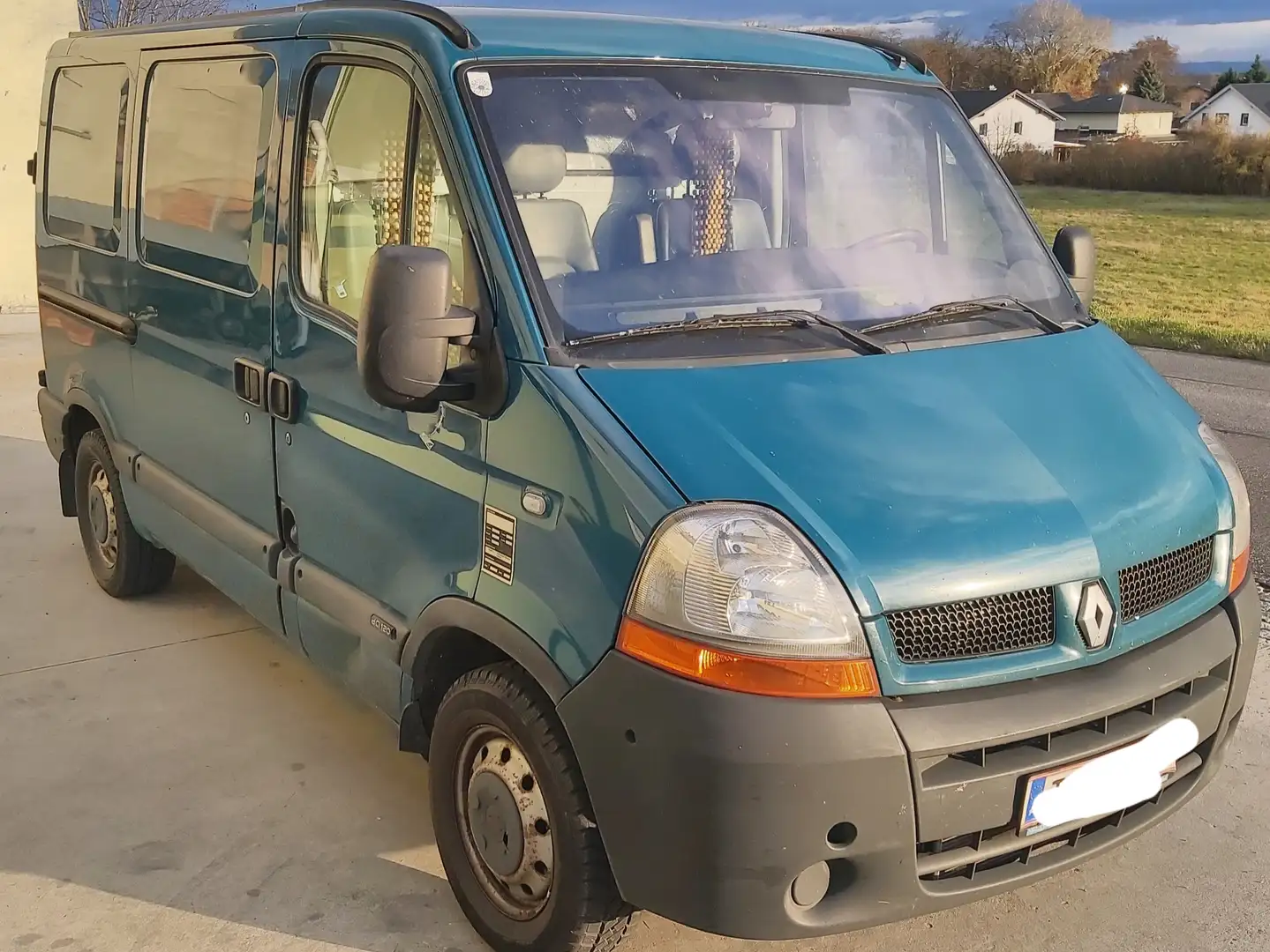 Renault Master Master L1H1 Minibus Authent. 2,5 dCi 120 Authentique Grün - 1