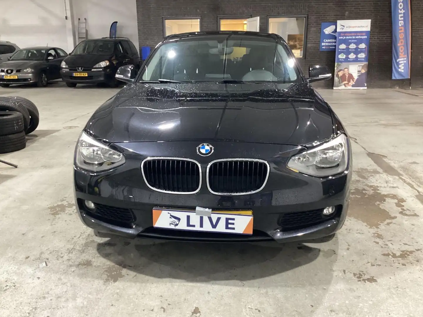 BMW 116 1-serie 116i Business // 6-TTZ-76 / NL PRIJS 6399 Zwart - 2