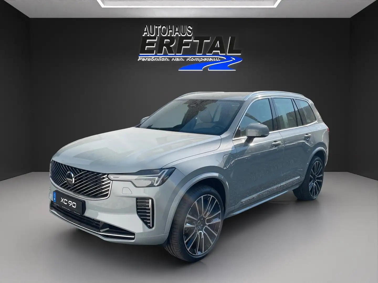 Volvo XC90 Plus Bright Recharge Plug-In Hybrid AWD Gris - 1