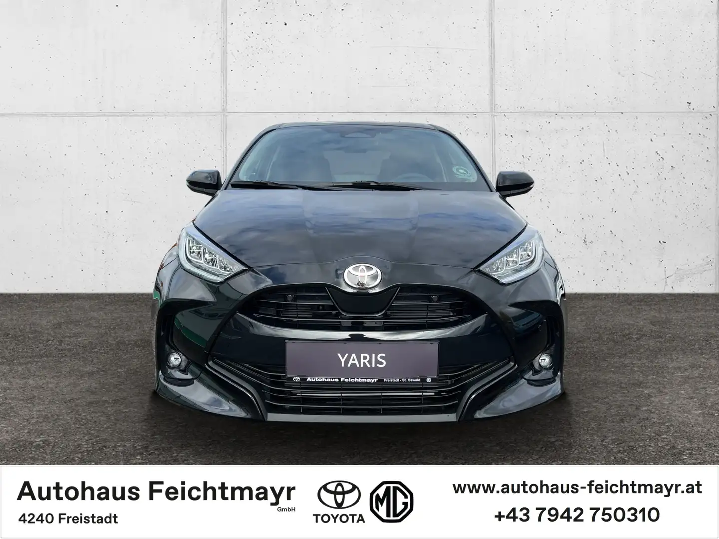 Toyota Yaris 1,5 Hybrid Ac. Dr. Safety-P. Comfort-P. 5t. Schwarz - 2