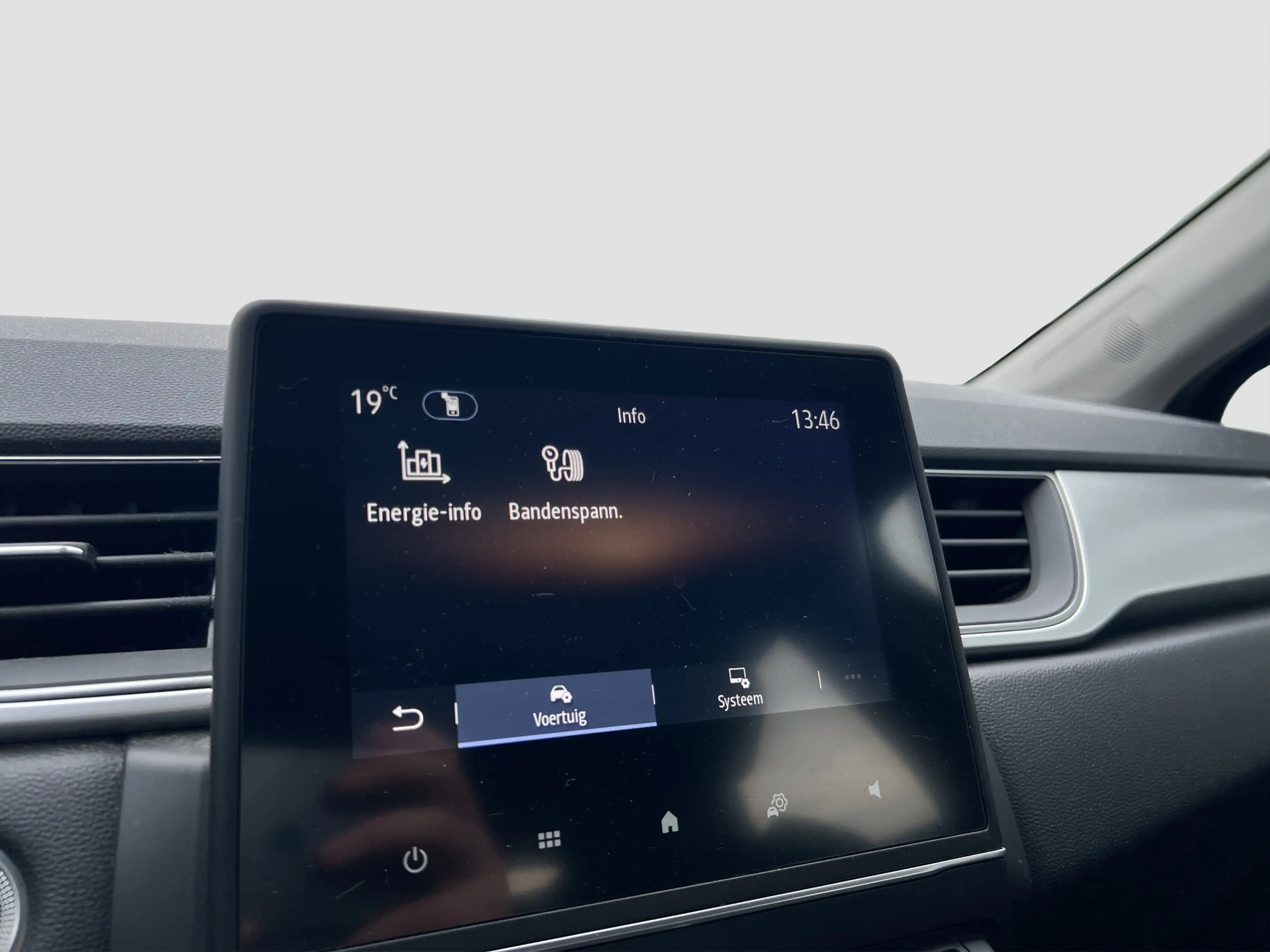 Renault Captur 1.6 E-Tech Hybrid 145 Intens Trekhaak | Stoelverwa — photo 25