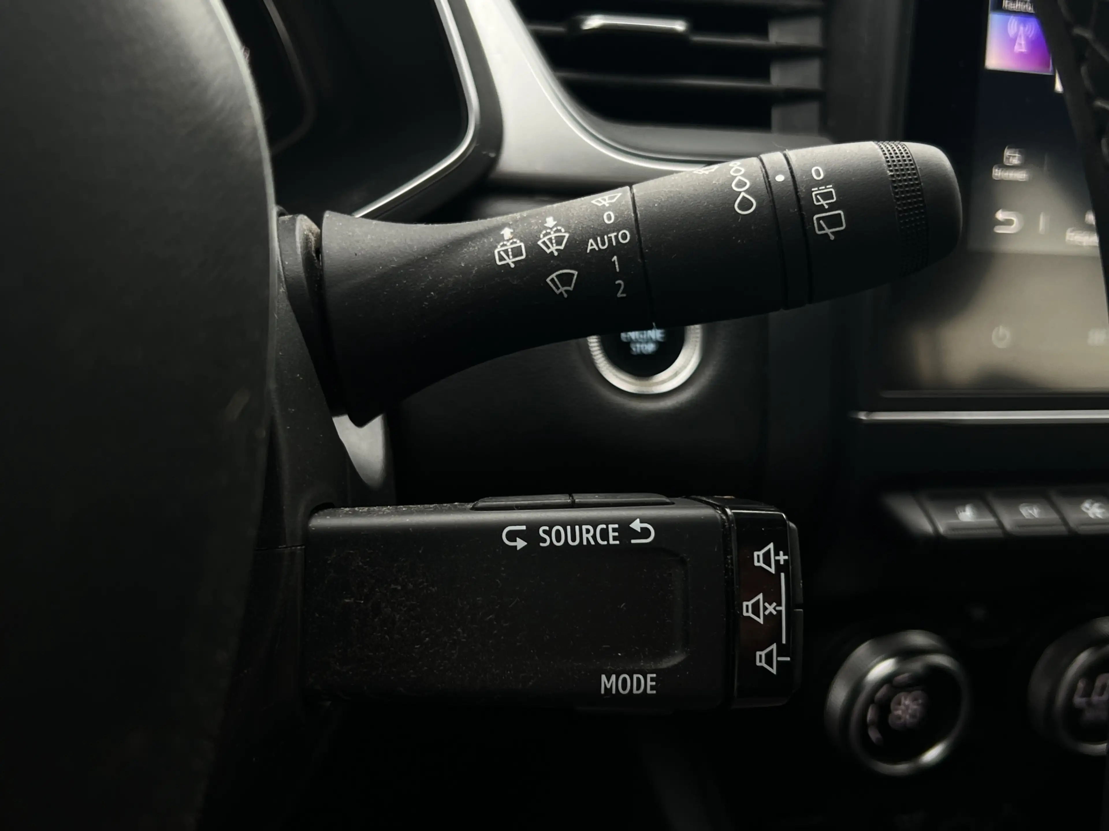 Renault Captur 1.6 E-Tech Hybrid 145 Intens Trekhaak | Stoelverwa — photo 11