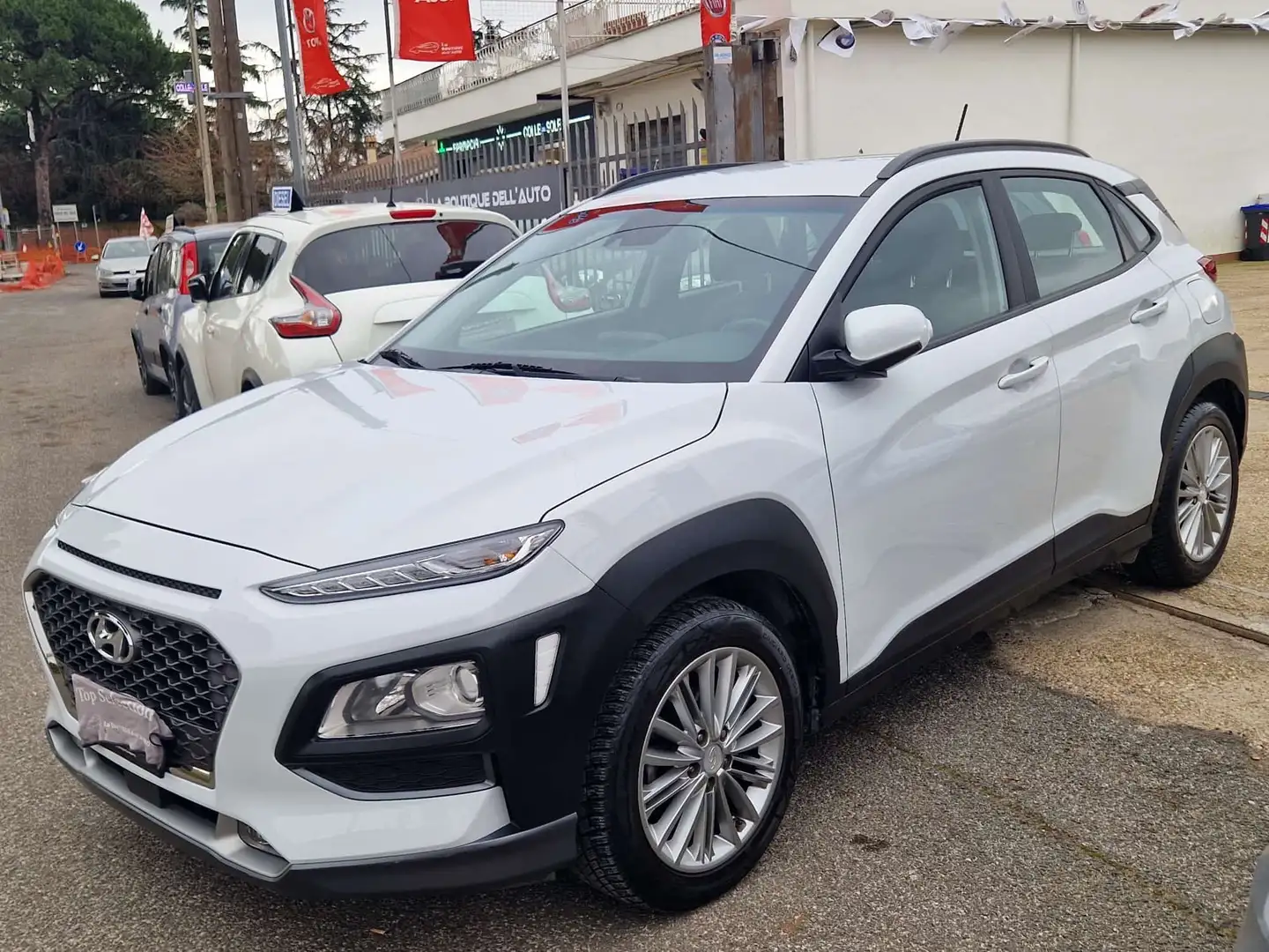 Hyundai KONA 1.0 t-gdi Xtech 2wd 120cv PEFETTA.... EURO 6 TEMP Bianco - 1