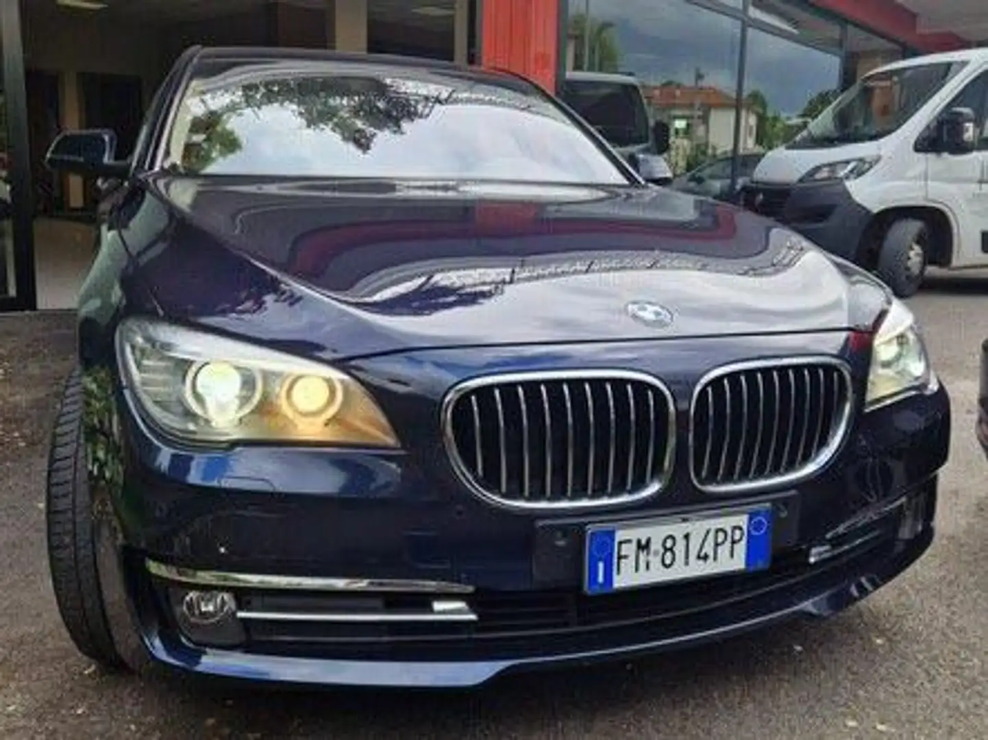 BMW 730 Serie 7 F/01-02 730d xdrive Futura 258cv auto Bleu - 1