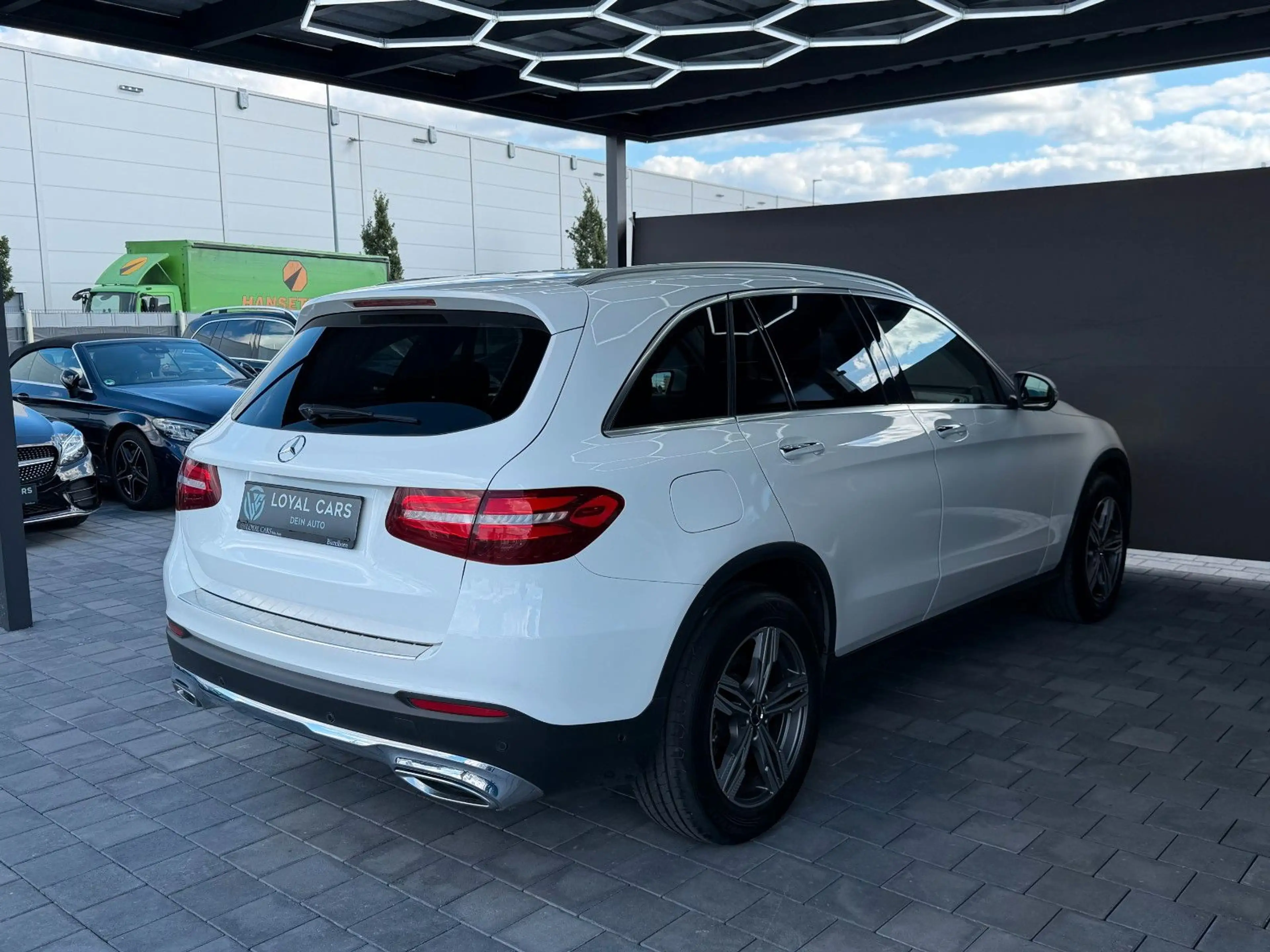Mercedes-Benz GLC 250 d 4Matic*NAVI*LED*KAMERA*AHK*Keylsess* — photo 10