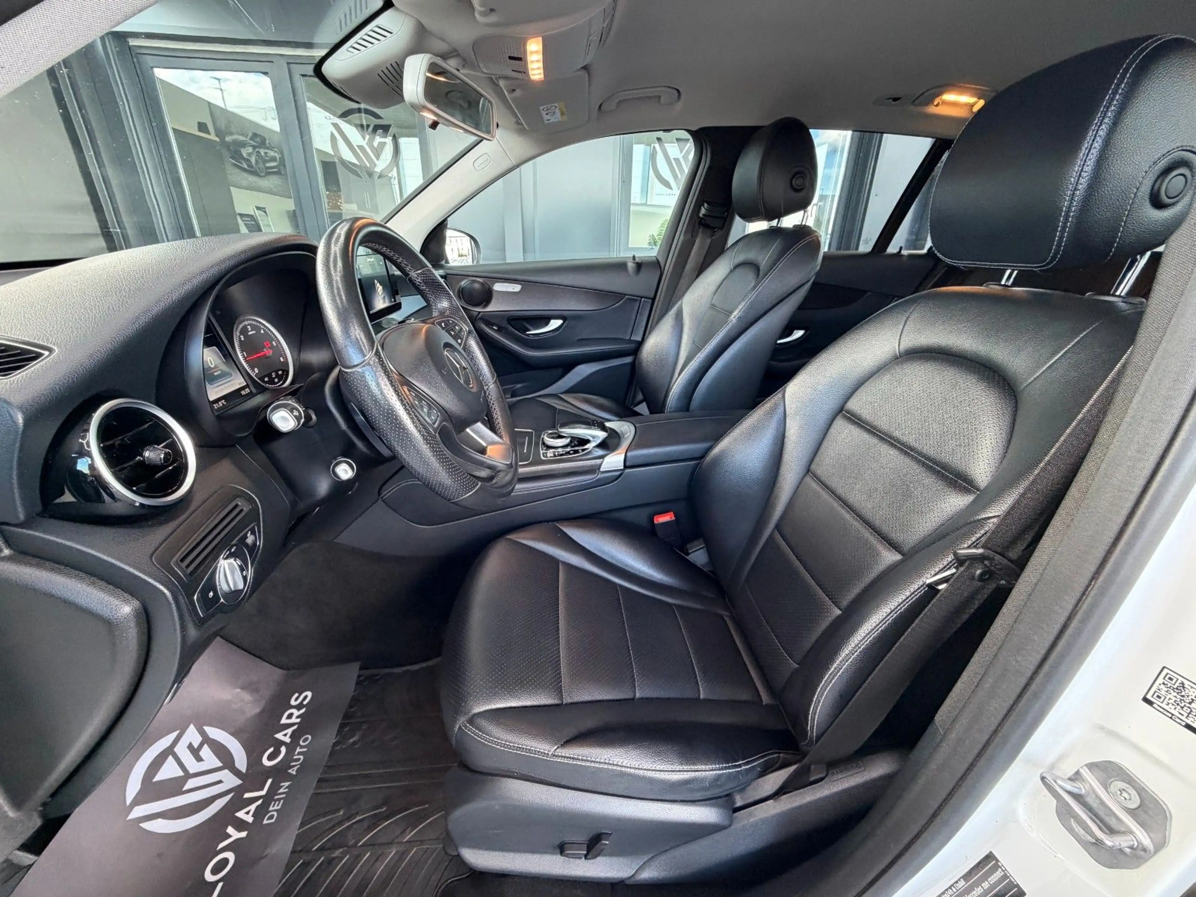 Mercedes-Benz GLC 250 d 4Matic*NAVI*LED*KAMERA*AHK*Keylsess* — photo 11