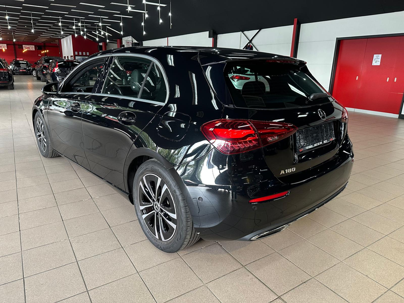Mercedes-Benz A 180 A 180 Business Line*60.426 KM*AUTOMAAT*BENZINE*CAMERA*1Ste eigenaar*ADAPTIEVE CRUISE CONTROL — photo 5