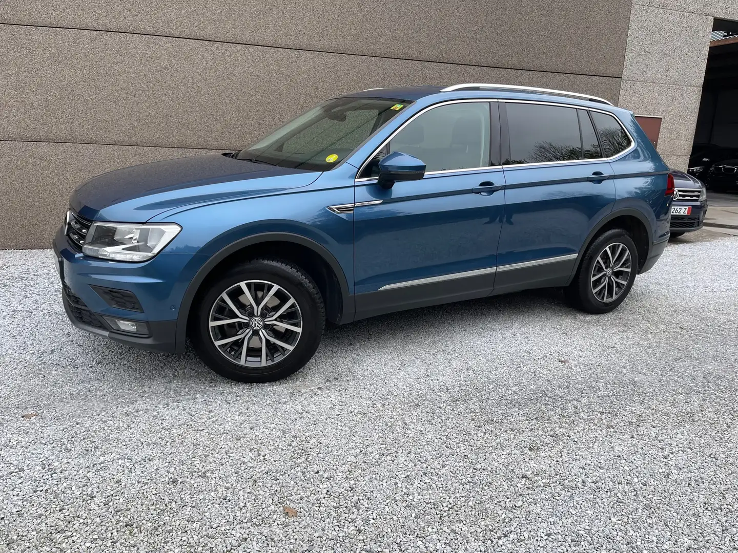 Volkswagen Tiguan Allspace 2.0 TDi 7 PL EURO6d Blue - 2