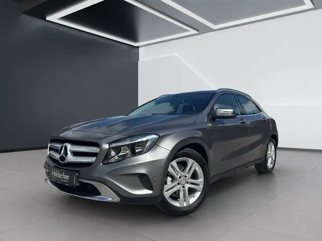 Mercedes-Benz GLA 180 d Urban PTS Shz eHeck RKam Klima