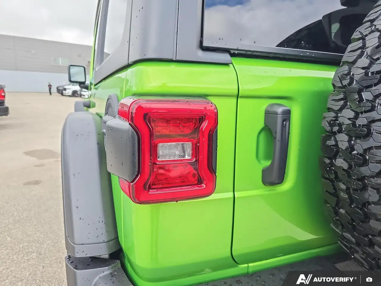 Jeep Wrangler снимка Jeep Wrangler