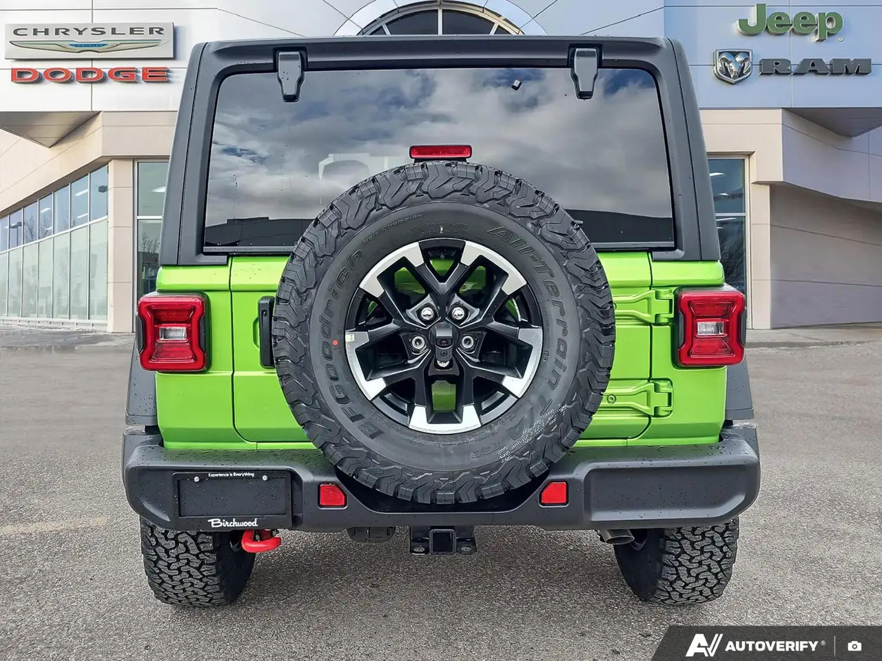 Jeep Wrangler снимка Jeep Wrangler