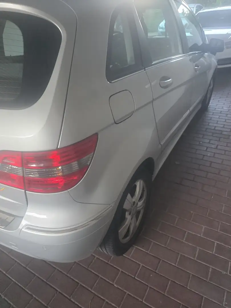 Mercedes-Benz B 180 CDI DPF - 2