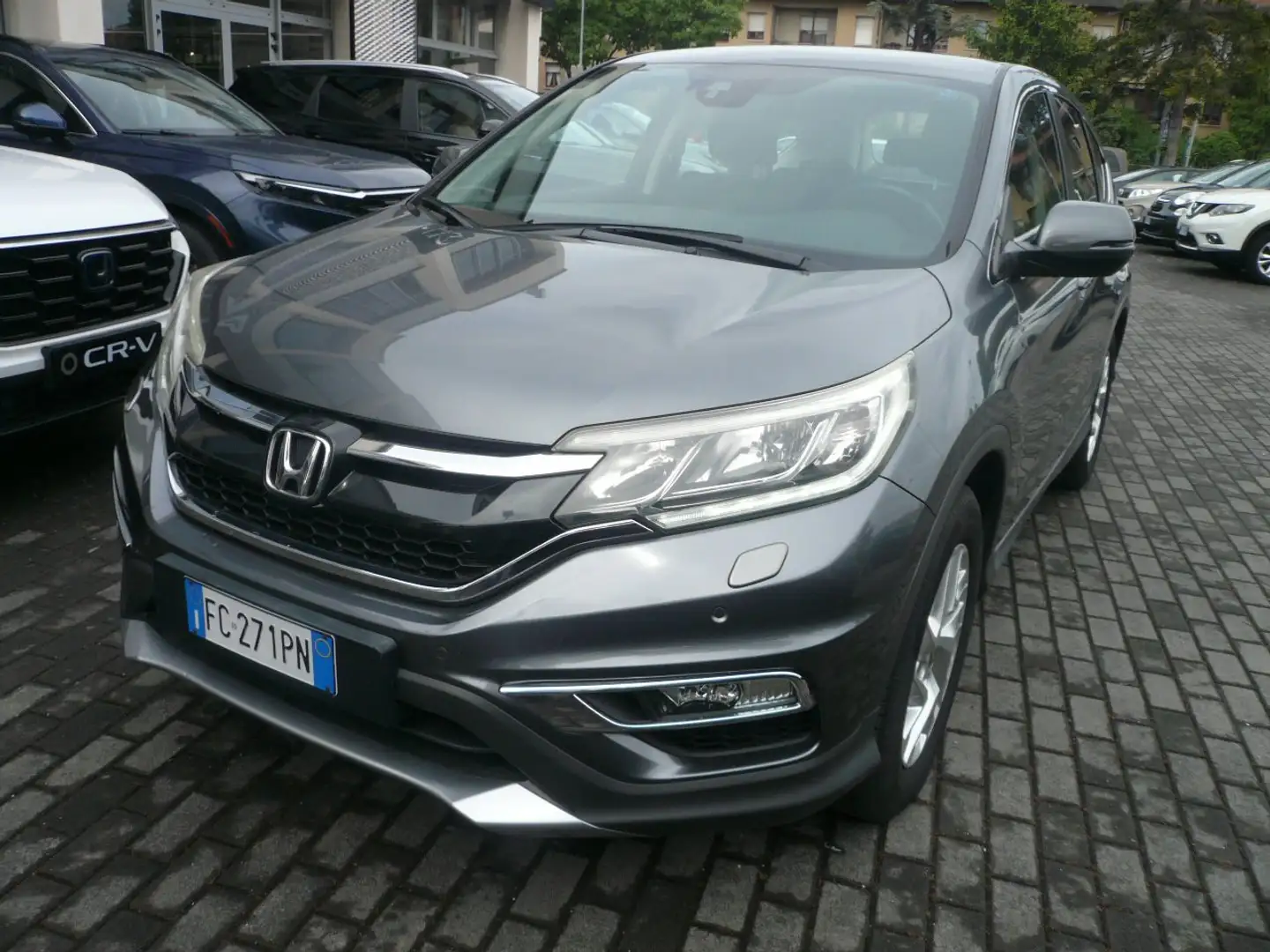 Honda CR-V CR-V 1.6 Elegance Navi 2wd 120 CV Neopatentati Grigio - 2