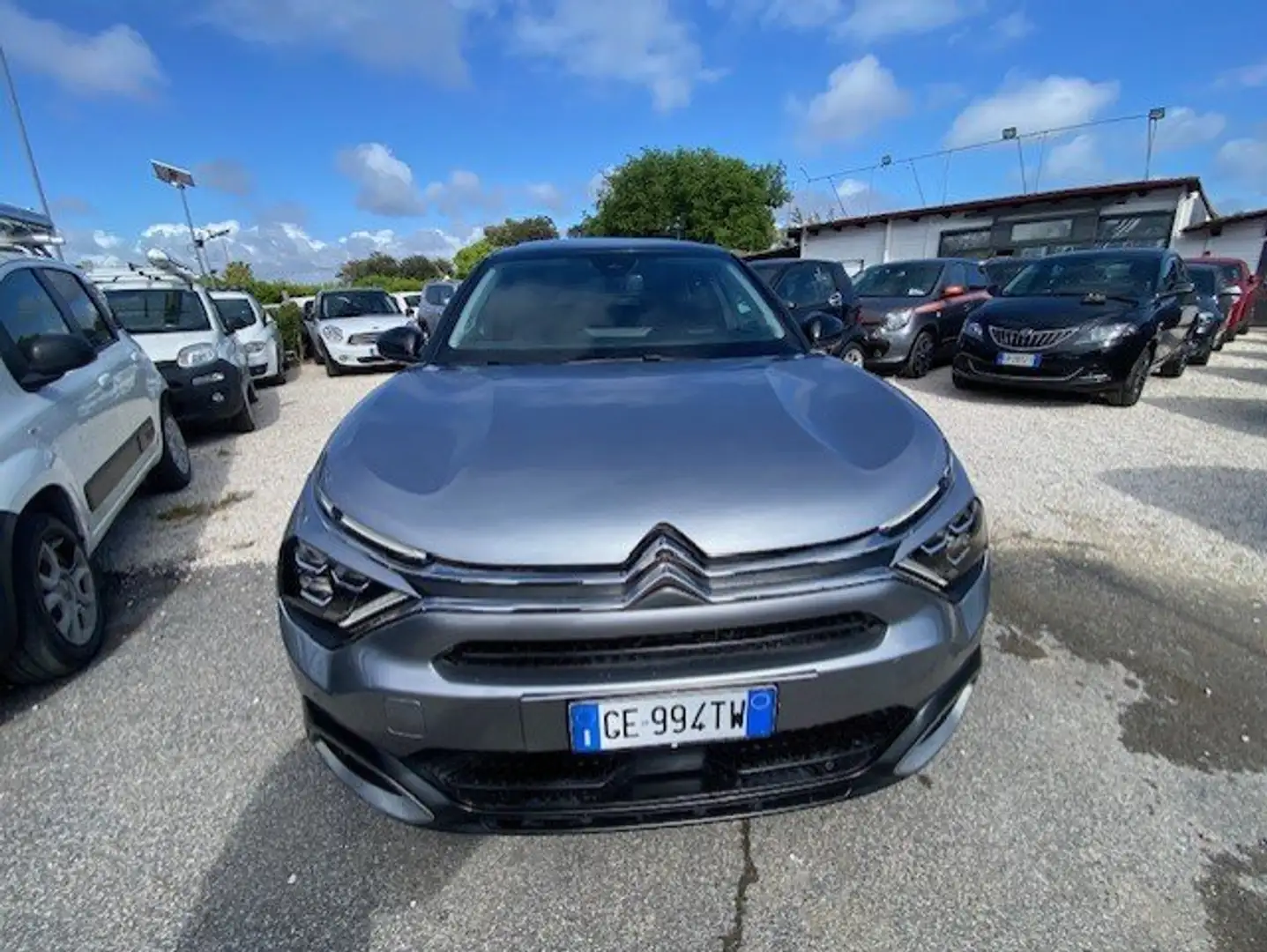 Citroen C4 C4 1.2 puretech Shine s Gris - 1