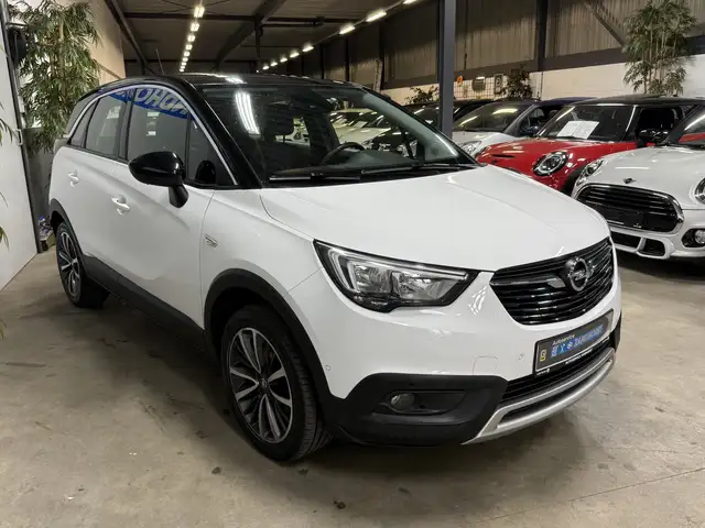 Opel Crossland X view 2