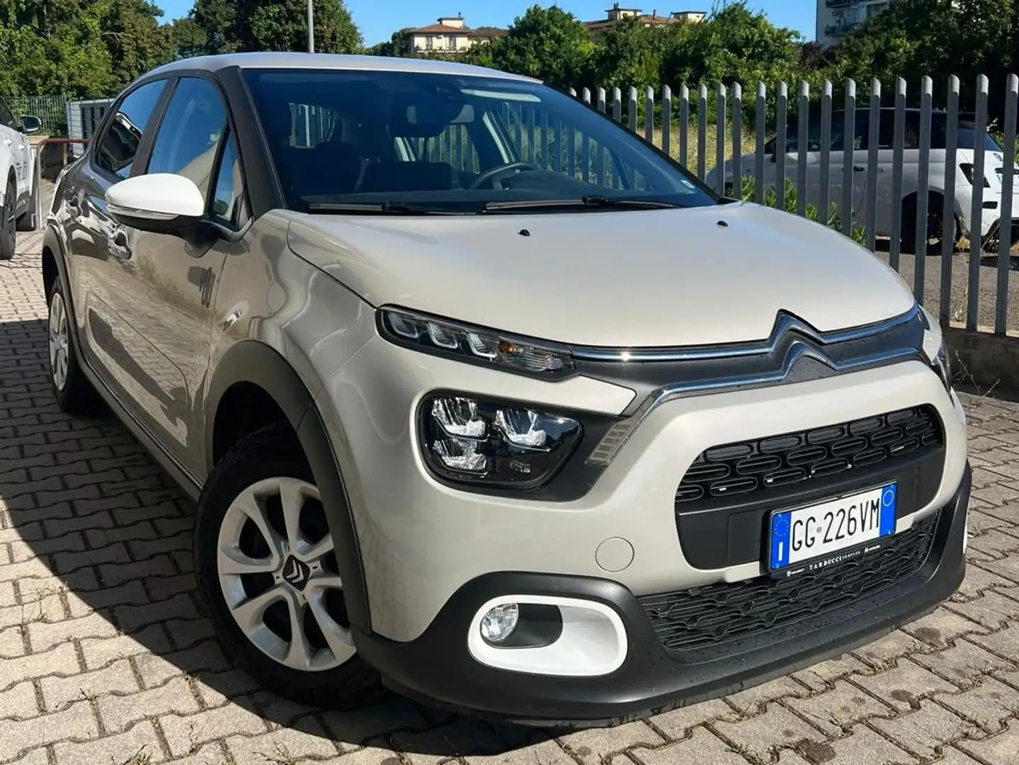Citroen C3 C3 1.2 puretech You! s Beige - 1