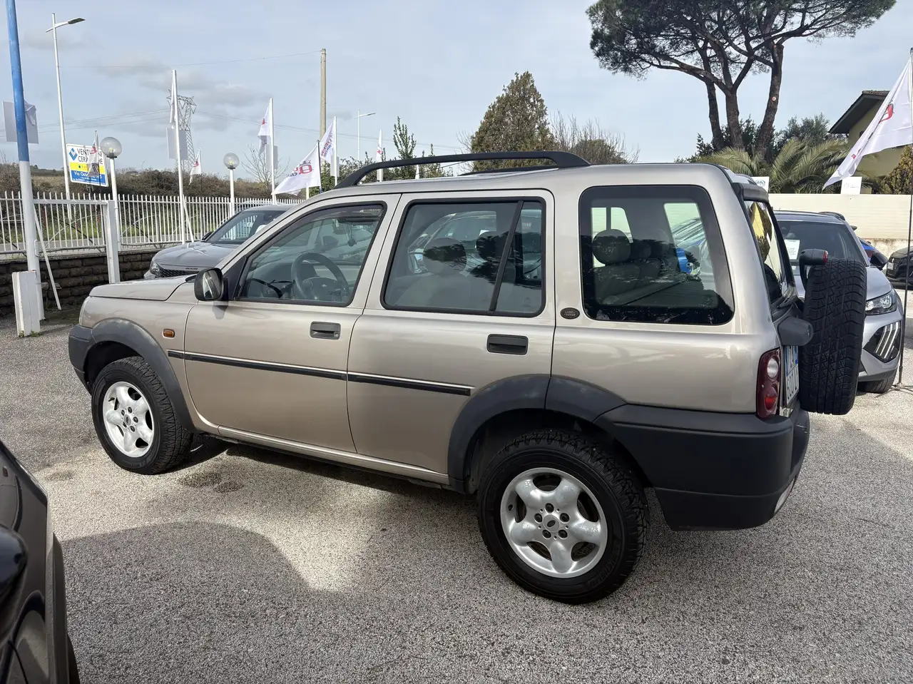 Land Rover Freelander 2.0 td4 5 PORTE- OTTIMO STATO - OCCASIONE, foto 4